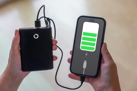 Power banks for charging mobile phones, small, portable, for everyday use and emergency