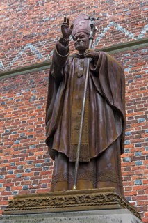 Statue of Pope John Paul II, 1920-1978, Drochobych, Ukraine