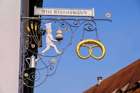 Nose sign, house sign, Alte Klostermühle, bakery, Rot an der Rot, Mönchsrot, Upper Swabia,