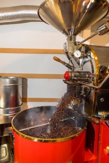 Coffee is roasted by hand in a small drum roasting machine with a lot of experience, where the