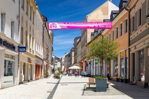 Einkaufsstraße Buchholzer Strasse in Annaberg, Annaberg-Buchholz, Ore Mountains, Saxony, Germany