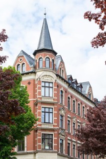 Corner house with façade ornaments and bay window, Art Nouveau villas and Wilhelminian era