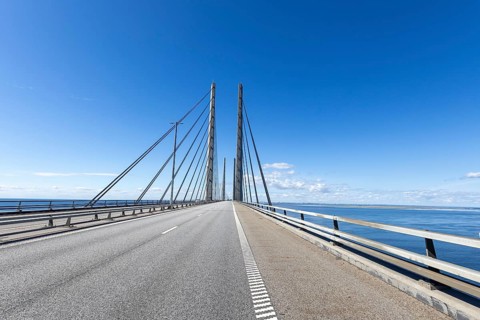 Roadway on the Öresund Bridge, Øresundsbrön, world's longest cable car bridge, connecting