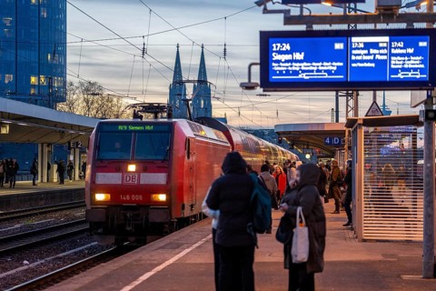 Long-distance train and regional train at Cologne-Messe/Deutz station, 2nd largest station in