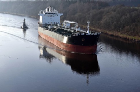 Tanker, oil tanker MIAMI LIGHT sails with a tug through the Kiel Canal, NOK, Kiel Canal, Kiel