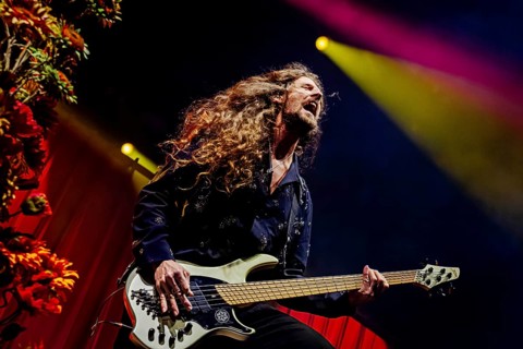 Guitarist from The Obsession live at Zenith in Munich on 17.01.2026