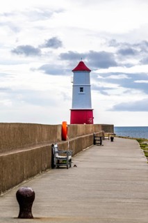 Berwick Pier and Lighthouse, Berwick-upon-Tweed, England, UK