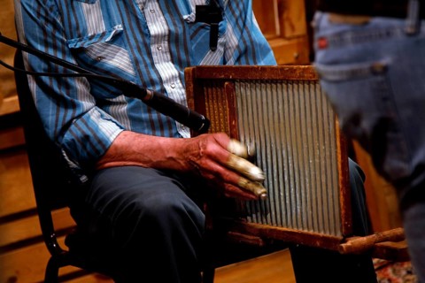 Musician playing a washboard at the night event at Floyd Country Store, null