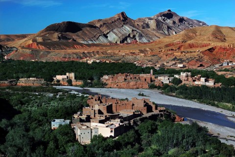 Panorama of Valley of Roses with traditional architecture and green landscape, El Kelâa m'Gouna,