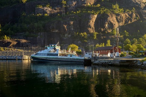 Kulumbus ferry from Lysebotn to Stavanger is located in Lysebotn harbour in front of rocky
