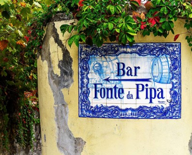 Blue tile sign for Fonte Pipa Bar in Sintra, Lisbon, Portugal