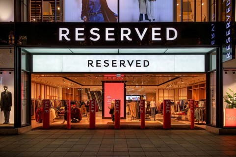 Night view, SALE, shop window, window display, RESERVED, logo, department store chain, retail,