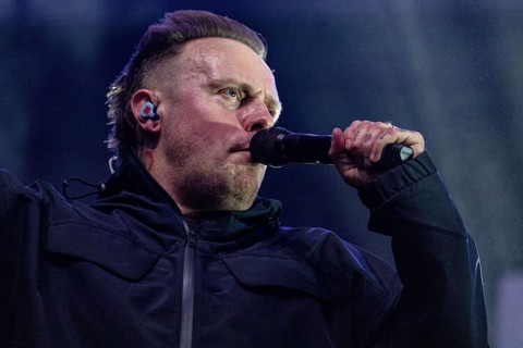 Singer Samuel David Carter from Architects live at Swiss Life Hall, Hanover, 13.01.2026