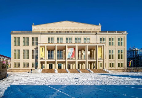 Leipzig Opera on Augustusplatz, opera house in winter with snow, Leipzig, Saxony, Germany