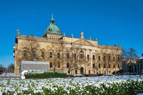 Federal Administrative Court, former imperial court in winter with snow, Leipzig, Saxony, Germany