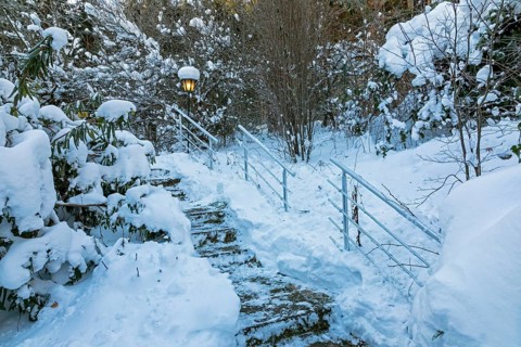 Snowy garden, lamp, stairs, winter, snow, Sieversen, Samtgemeinde Rosengarten, Lower Saxony,