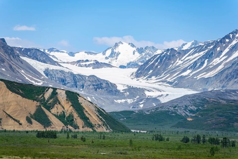 Gulkana Glacier and Icefall Peak, Scenic Landscape on Richardson Highway, Alaska Range, Alaska, USA