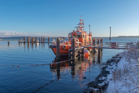 Kiel-Holtenau pilot station in front of the Kiel Canal, pilot boat, channel guidance, shipping,