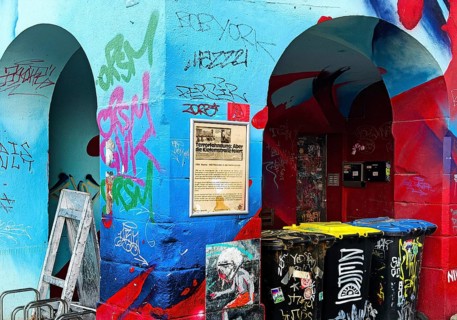 Kiefernstraße, residential street of the left-wing alternative scene with street art on house