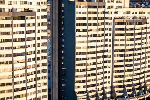 Columbus Center residential skyscrapers, over 550 apartments, some luxurious condominium, over 80