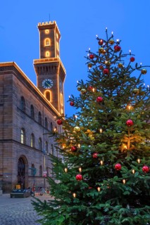 Fürth Town Hall in evening lighting, the tower is imitated the tower of the Palazzo Vecchio in