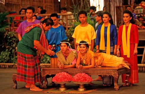 Performance of a traditional wedding ceremony at Rose Garden near Bangkok, Thailand, December 2002,