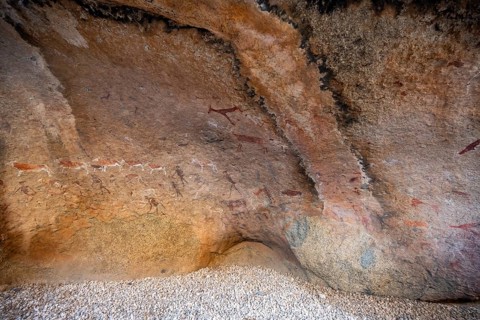 White Lady Rock Painting, White Lady Painting, Depiction of Hunters and Animals, Rock Paintings in