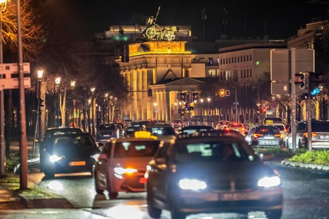 Evening traffic on Ebertstraße, on 18th March Square, Brandenburg Gate, Berlin, Germany