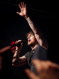 Tom Grennan live on Grennan '25 tour at Bi Nuu in Berlin on 13.11.2025