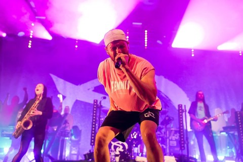 Mal Élevé (Pablo Charlemoine), singer of Irie Révoltés live on Irieunion - Le Re-Tour pour une