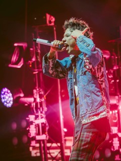 Singer Takahiro Moriuchi from One Ok Rock live on Detox European Tour 2025 in Berlin's