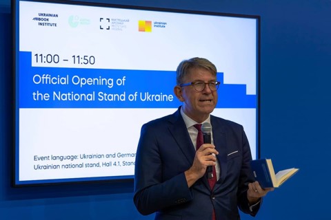 Minister of State for Culture Wolfram Weimer (non-party) and the Ukrainian Ambassador to Germany,