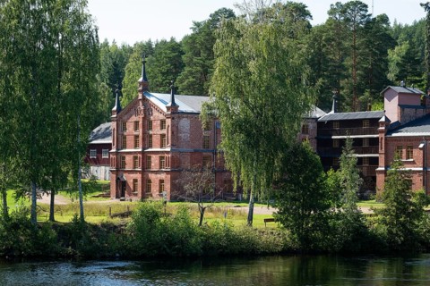 Brick factory building, former paper factory and mill for the production of groundwood pulp board,