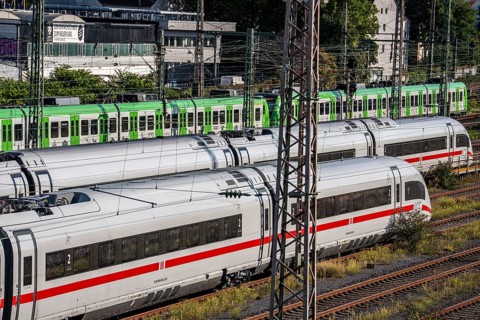 ICE trains on the railway line, S-Bahn train, north of Düsseldorf main station, North