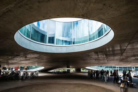 Rolex Learning Centre, SANAA architects, École polytechnique fédérale de Lausanne, EPFL, Lausanne,