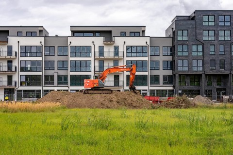 Shell construction, shortly in front of completion of a residential building, new Graf Bismarck