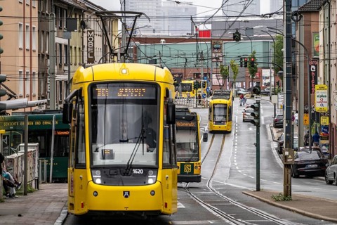 Ruhrbahn tram, on Altendorfer Straße, intersection Helenenstraße, in Essen, rush hour, traffic,