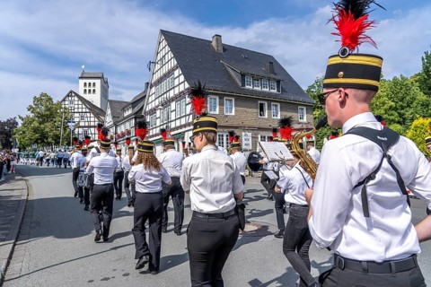 Shooting festival in Bad Fredeburg, in the Sauerland region, marching of the shooting companies in