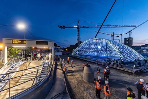 First entrance portal at the new Stuttgart main station completed. One of four so-called lattice