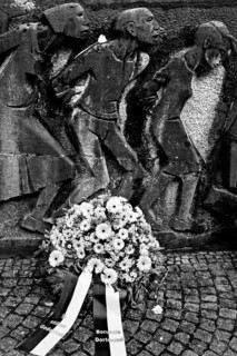 Bittermark memorial, memorial site, detail with wreath of flowers for the memorial service on Good