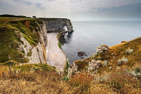 Spectacular cliff landscape with a small beach and sweeping ocean views, The cliffs and alabaster