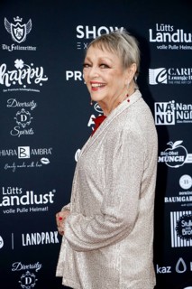 Barbara Schöne at the VIP opening of the new Deinhard Salon Am Mühlanger 3, Berlin, 28 June 2025