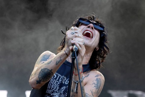 Remington Leith, singer, frontman, Palace Royale, rock band, USA, live open air at the Citadel