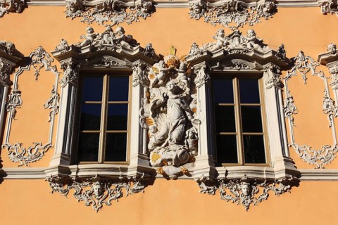 Haus zum Falken, also known as Falkenhaus, Würzburg, Lower Franconia, Bavaria, Germany