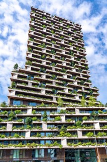 Wonderwoods residential tower, one of 2 green buildings, in Utrecht in the new Healthy Urban