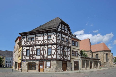 Historic half-timbered house, market square, Merseburg, Saxony-Anhalt, Germany