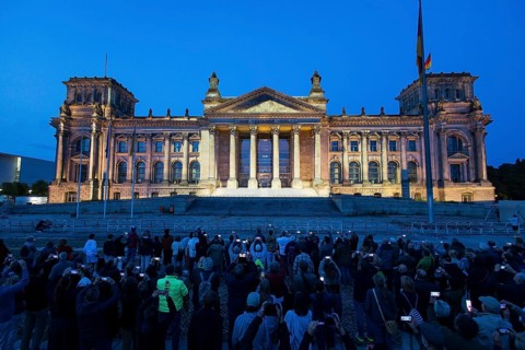 To mark the 30th anniversary of the wrapping of the Reichstag by Christo and Jeanne-Claude from 24