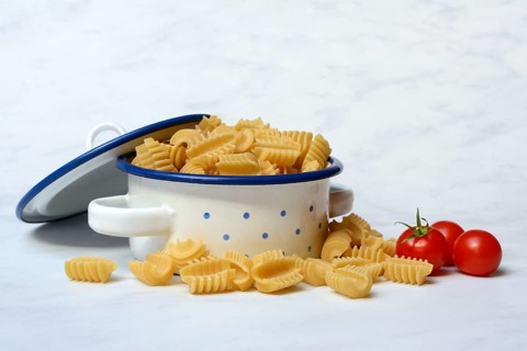 Italian pasta in pots, Radiatori variety