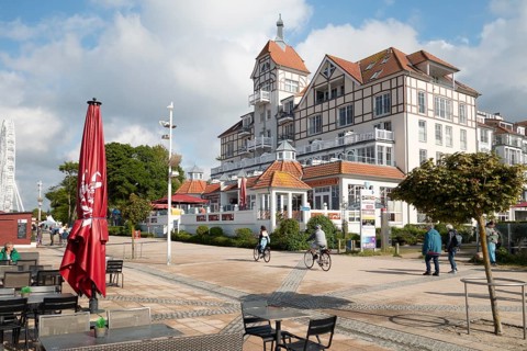 Beach promenade, promenade, Baltic resort Kühlungsborn, West district, Rostock district,