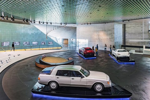 Mercedes-Benz Auto 2000 from 1981: The Mercedes-Benz Museum in Stuttgart presents a journey through